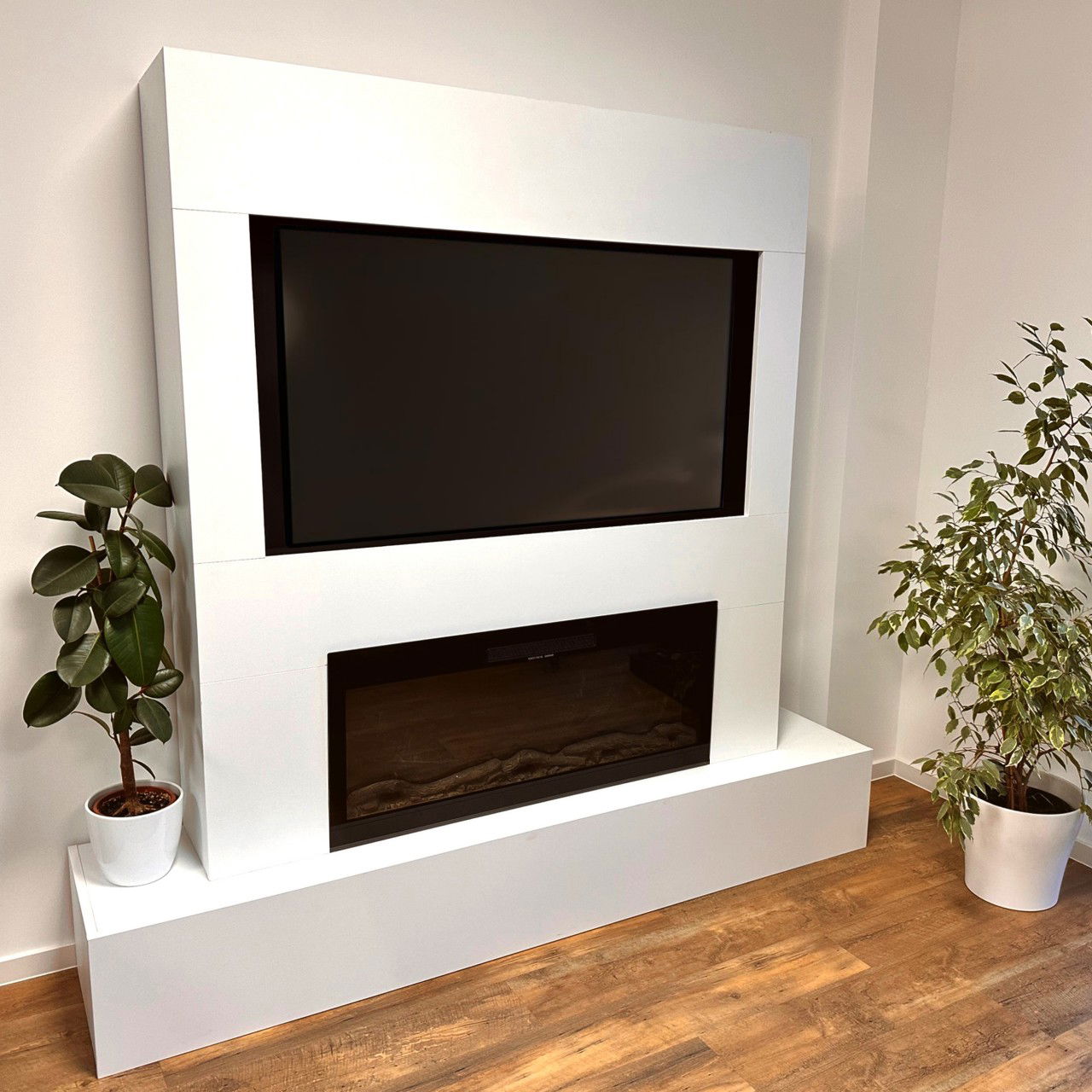 Glow Fire Fernsehwand mit integriertem LED-Kamin Inside 106